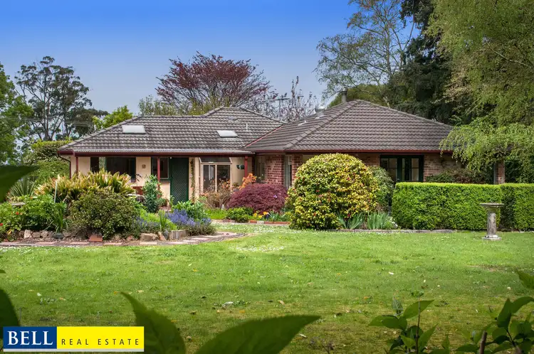 4 Dunn Avenue, Ferny Creek VIC 3786