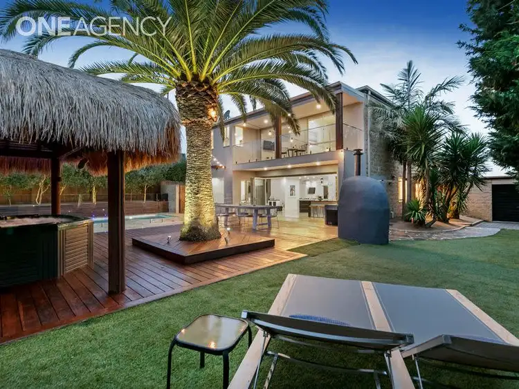 4 Somerset Place, Safety Beach VIC 3936