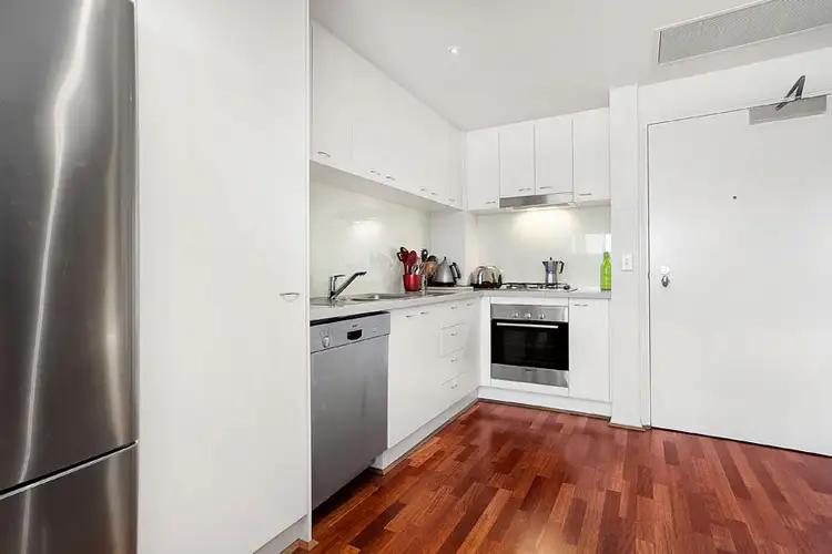 Second view of Homely apartment listing, 33/4 Seisman Place, Port Melbourne VIC 3207
