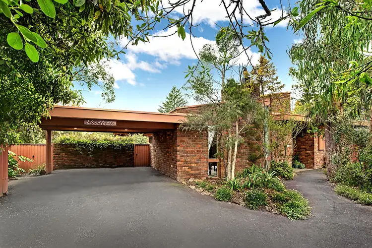 1 Sherwood Court, Croydon VIC 3136