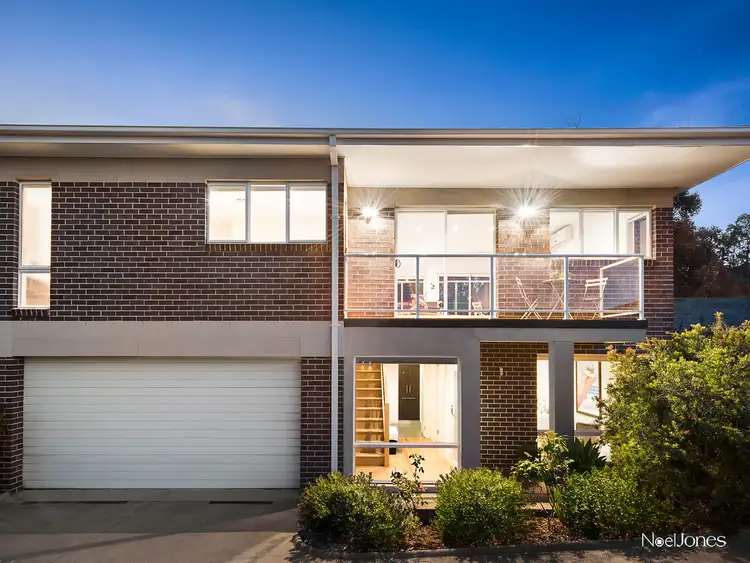 2/1 Nartanda Court, Doncaster East VIC 3109