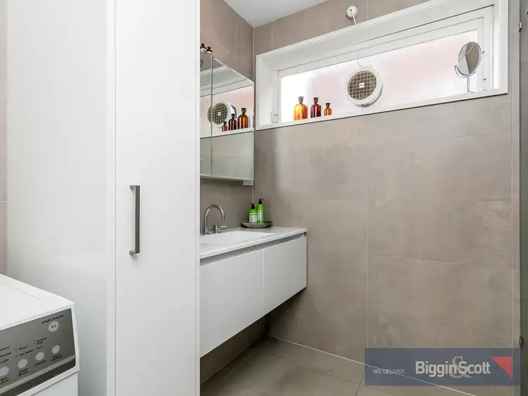 Fourth view of Homely apartment listing, 1/210 Inkerman Street, St Kilda East VIC 3183