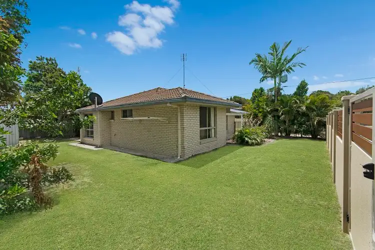 Second view of Homely house listing, 2 Conner Place, Sunrise Beach QLD 4567