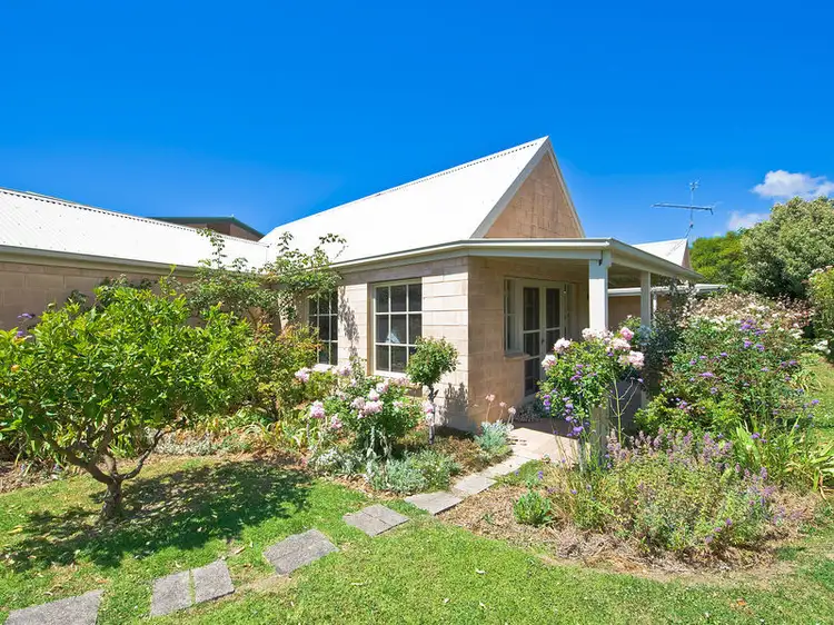 17 Campbell Court, Apollo Bay VIC 3233