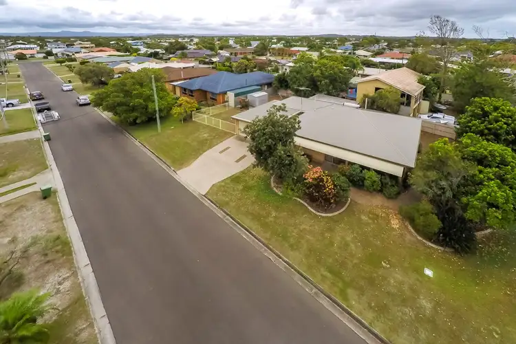 6 Moorshead Avenue, Golden Beach QLD 4551