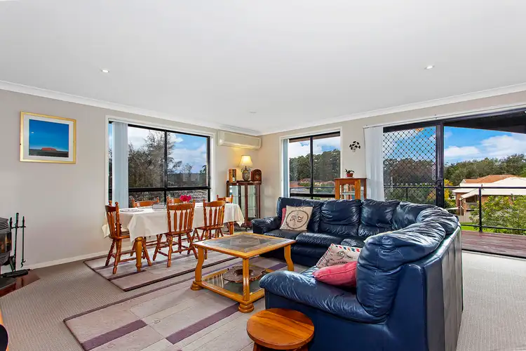 Fifth view of Homely house listing, 2 Finlay Crescent, Ourimbah NSW 2258