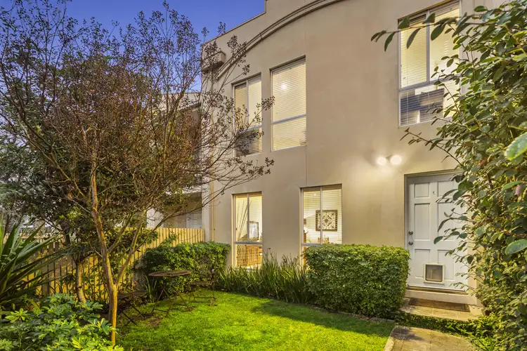 4/212 Charman Road, Cheltenham VIC 3192