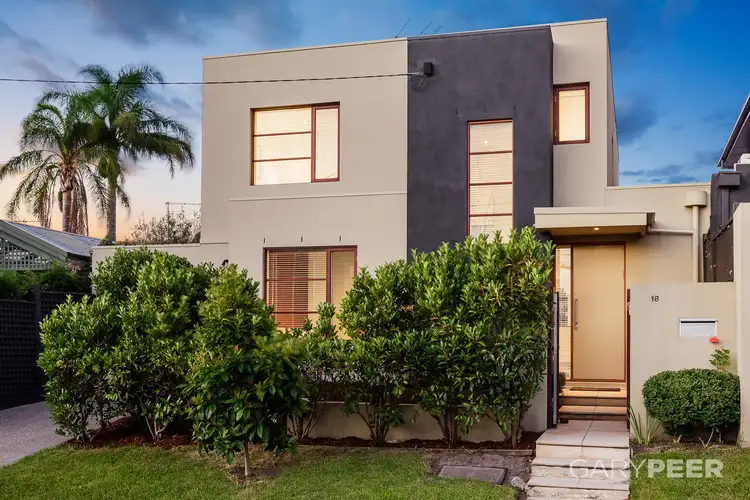 18 Cambridge Street, Caulfield North VIC 3161