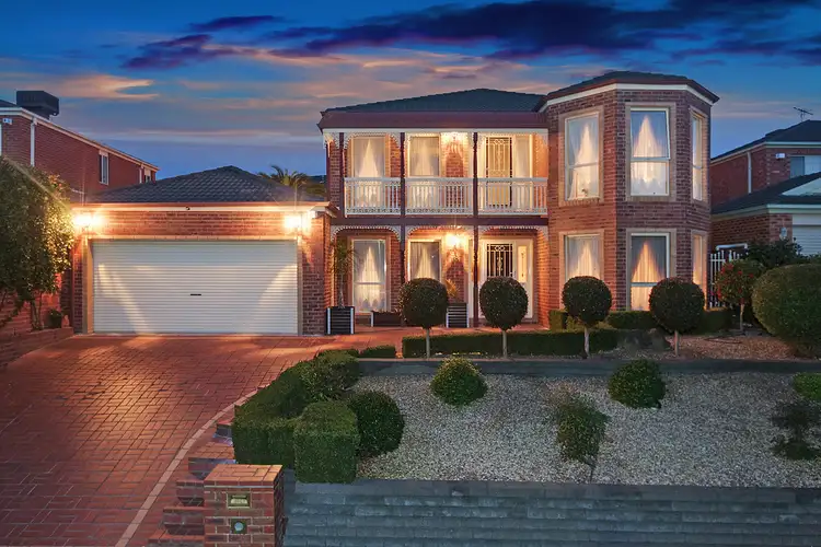 28 Stockdale Way, Mill Park VIC 3082