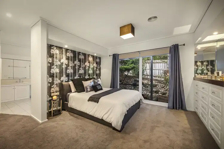 Fifth view of Homely house listing, 8 Bentley Court, Warranwood VIC 3134
