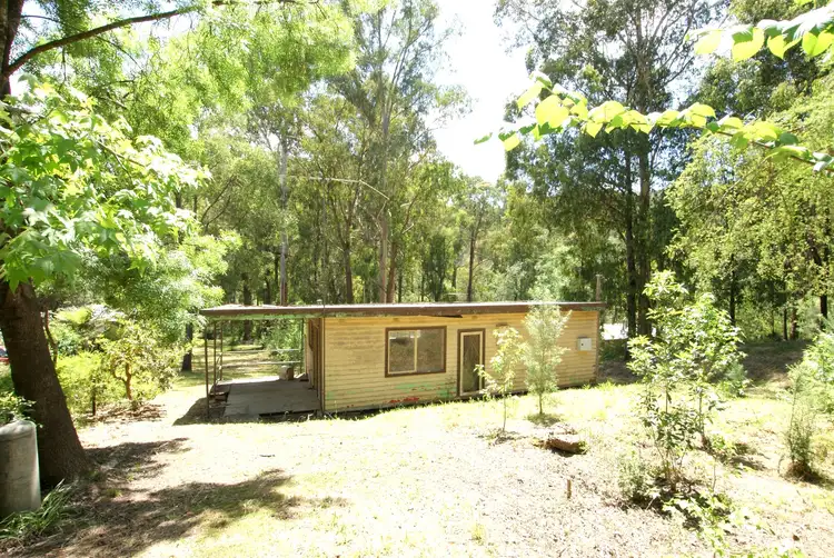15 Reefton Drive, Mcmahons Creek VIC 3799