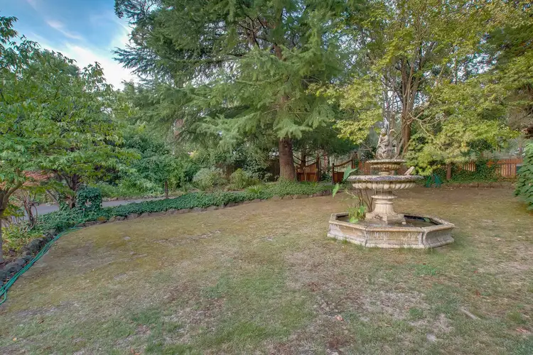 Sixth view of Homely house listing, 2 Patricia Avenue, Montrose VIC 3765