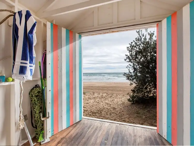 9 Mills Beach, Mornington VIC 3931