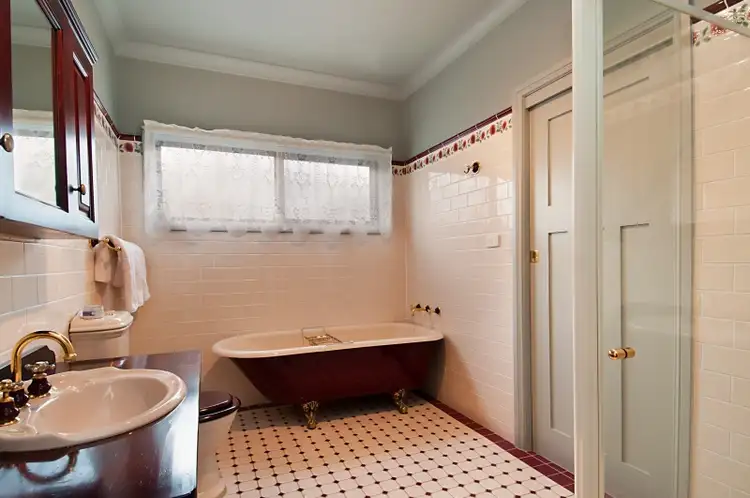 Sixth view of Homely house listing, 18 View Parade, Saratoga NSW 2251