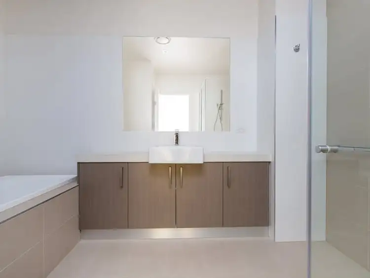Sixth view of Homely apartment listing, 3/28 Main Street, Mornington VIC 3931