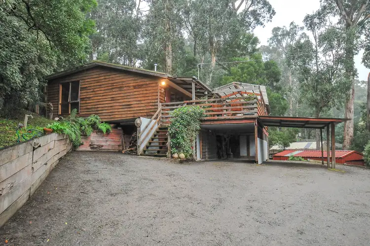 18 Hardy Street, Selby VIC 3159