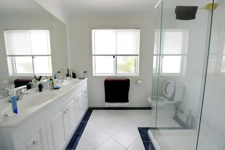 Sixth view of Homely house listing, 17 Piccadilly Court, Narre Warren South VIC 3805