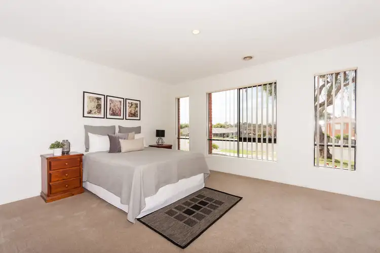 Sixth view of Homely house listing, 18 Bracken Way, South Morang VIC 3752