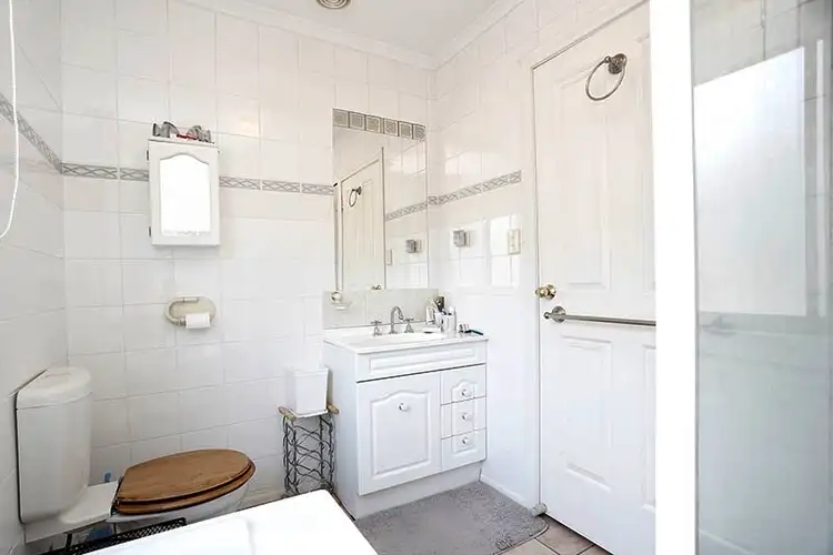 Third view of Homely townhouse listing, 2/17 Camperdown Avenue, Sunshine North VIC 3020
