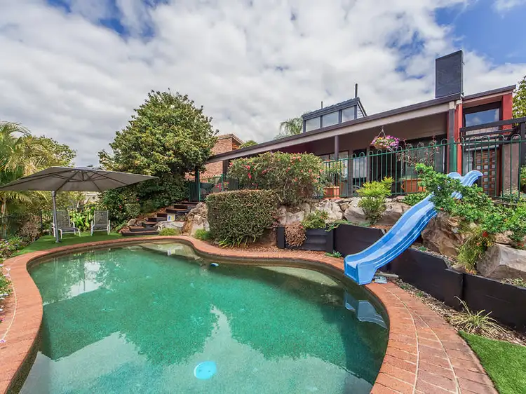 2 Gillen Close, Westlake QLD 4074