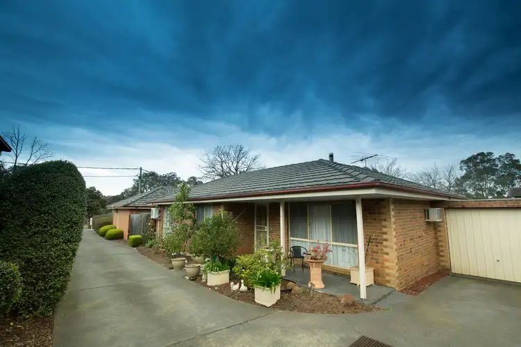 2/5 Leach Street, Briar Hill VIC 3088