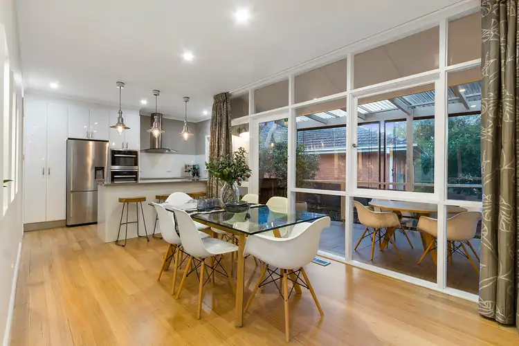 Fifth view of Homely house listing, 2 Rosalind Crescent, Blackburn VIC 3130
