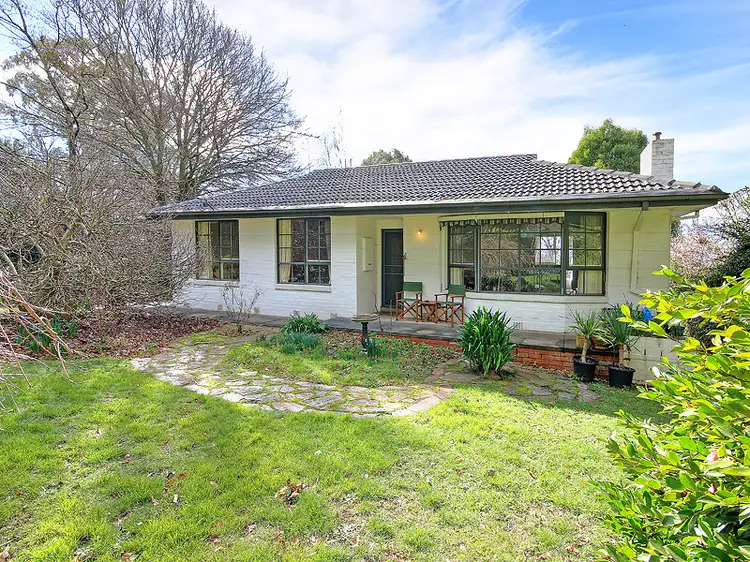 39 Falls Road, Kalorama VIC 3766