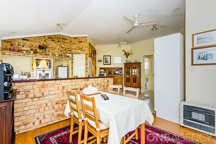 Sixth view of Homely house listing, 2/3 Selloa Court, Halls Head WA 6210