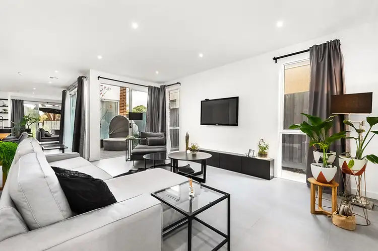 37A Lind Street, Strathmore VIC 3041