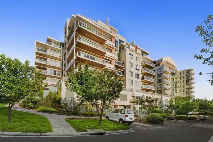 305/1 Sovereign Point Court, Doncaster VIC 3108