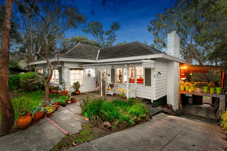 9 Sylvan Street, Montmorency VIC 3094