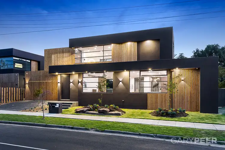 13 Adams Street, Murrumbeena VIC 3163