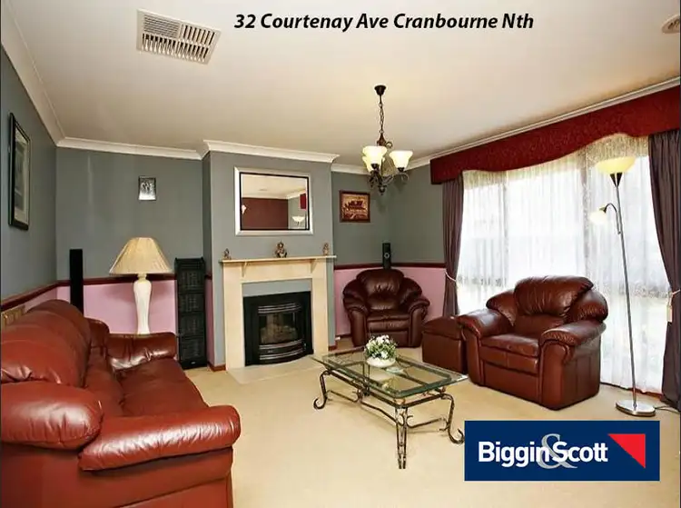 Fourth view of Homely house listing, 32 Courtenay Avenue, Cranbourne North VIC 3977