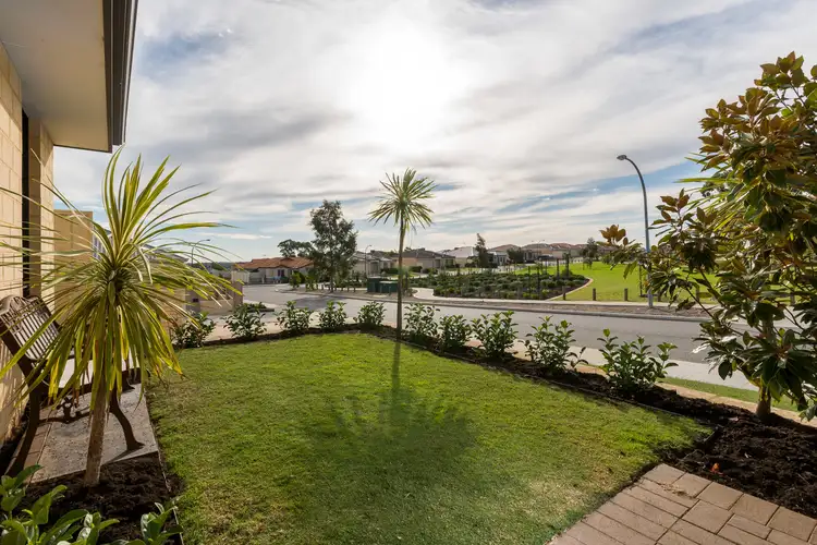 35 Matta Way, Pearsall WA 6065
