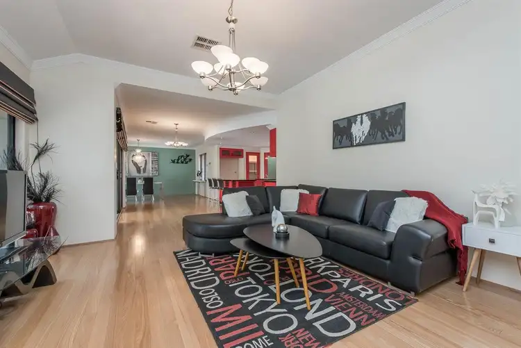 Fifth view of Homely house listing, 2 Raeburn Crescent, Landsdale WA 6065