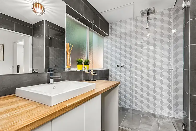 4/187 Charles Street, Seddon VIC 3011