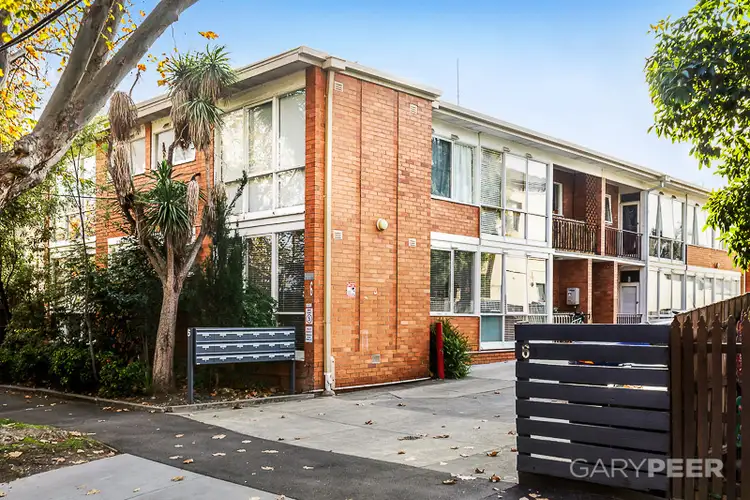 2/6 Redan Street, St Kilda VIC 3182