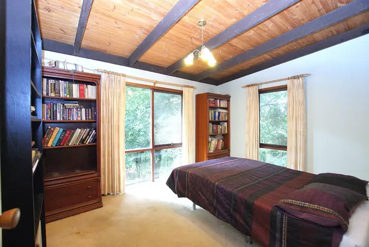 Fifth view of Homely house listing, 2 Adrienne Court, Millgrove VIC 3799