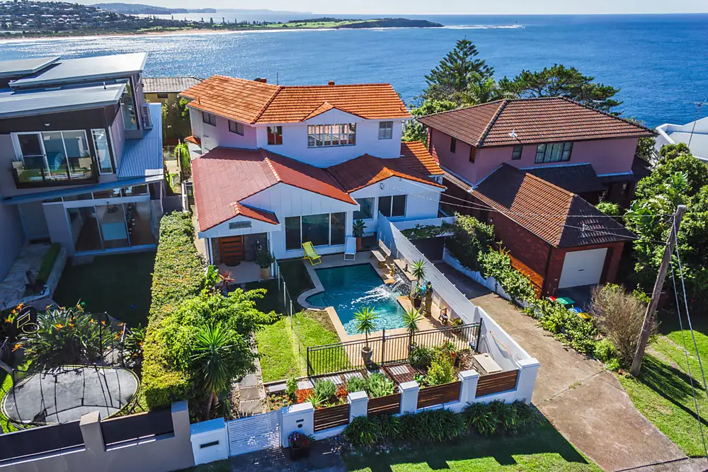 Main view of Homely house listing, 10 Summit Avenue, Dee Why NSW 2099