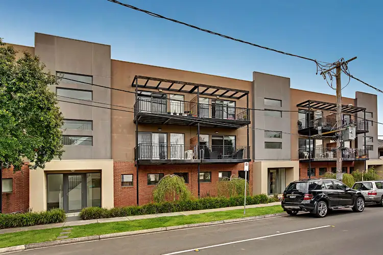 4/5 Churchill Street, Ringwood VIC 3134