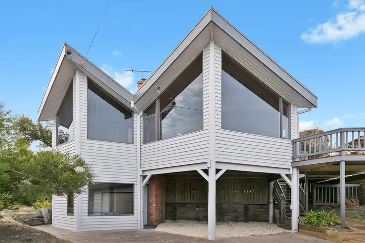 33 Kalbaru Drive, Fairhaven VIC 3231