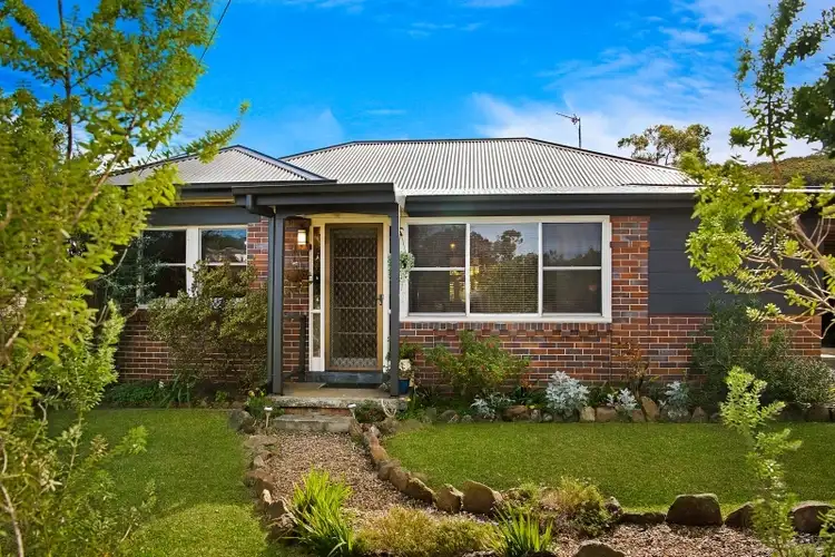 7 Sunset Point Drive, Mittagong NSW 2575