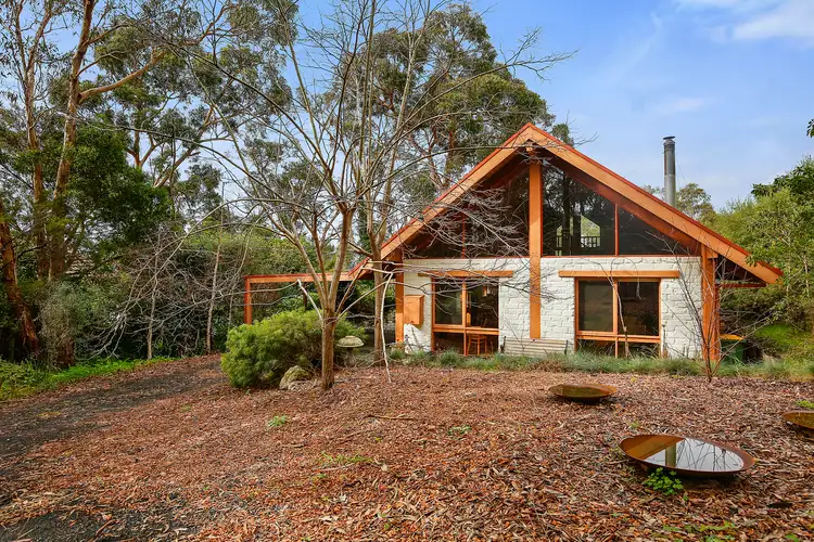 13 Allsops Road, Launching Place VIC 3139