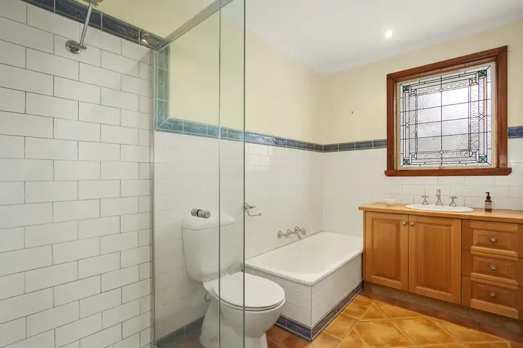 Fifth view of Homely unit listing, 1/32 Calderwood Street, Bulleen VIC 3105