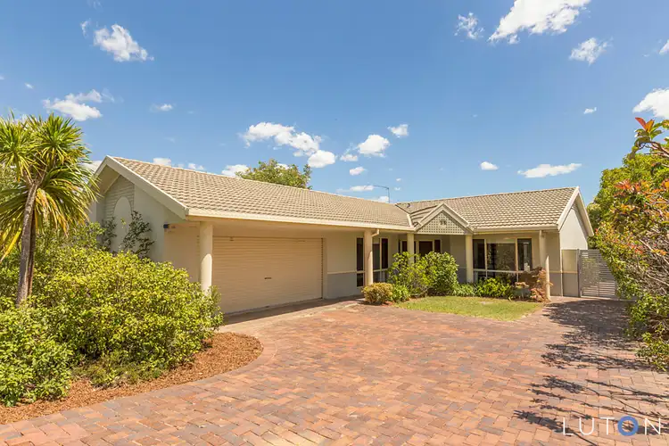 94 Mount Vernon Drive, Kambah ACT 2902
