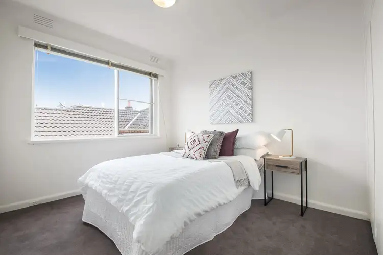 Fourth view of Homely apartment listing, 6/17 Oak Grove, St Kilda East VIC 3183