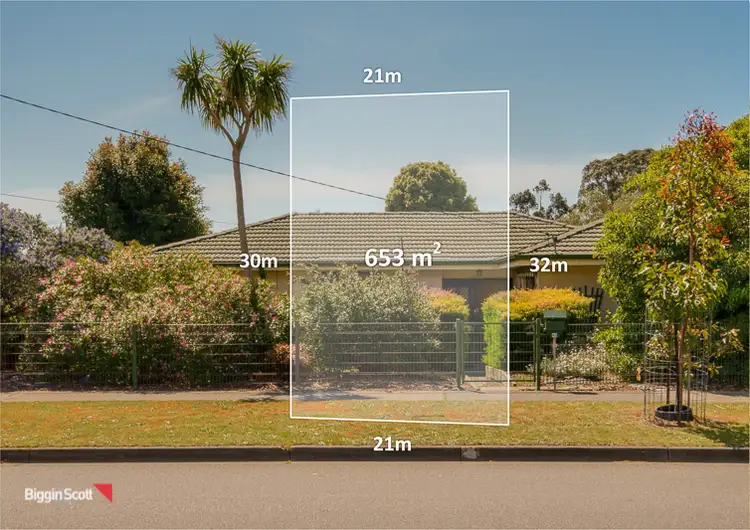 43 Valepark Crescent, Cranbourne VIC 3977