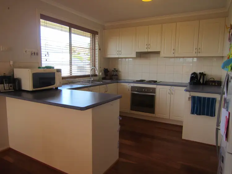 Second view of Homely house listing, 28 Lorikeet Crescent, Whittlesea VIC 3757