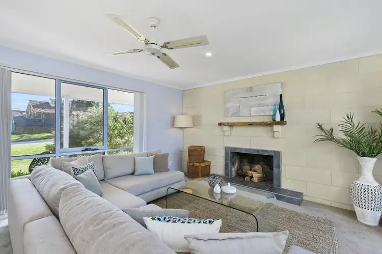 4 Charles Lane, Torquay VIC 3228