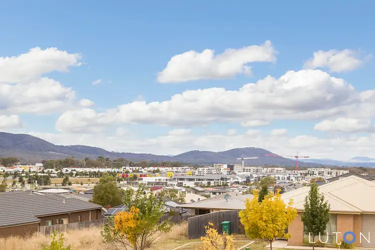 8 Pownall Street, Franklin ACT 2913